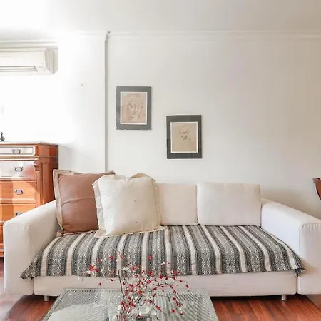 Big Apartment, Close To Train Station Апартаменты Малага
