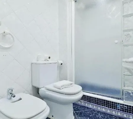 Daire Big Apartment, Close To Train Station
