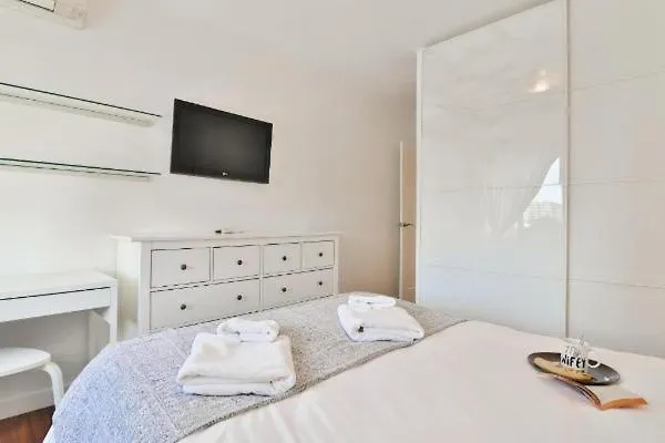 Big Apartment, Close To Train Station * Màlaga