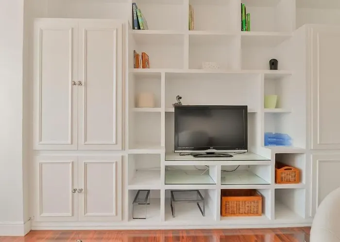 Apartmán Big Apartment, Close To Train Station