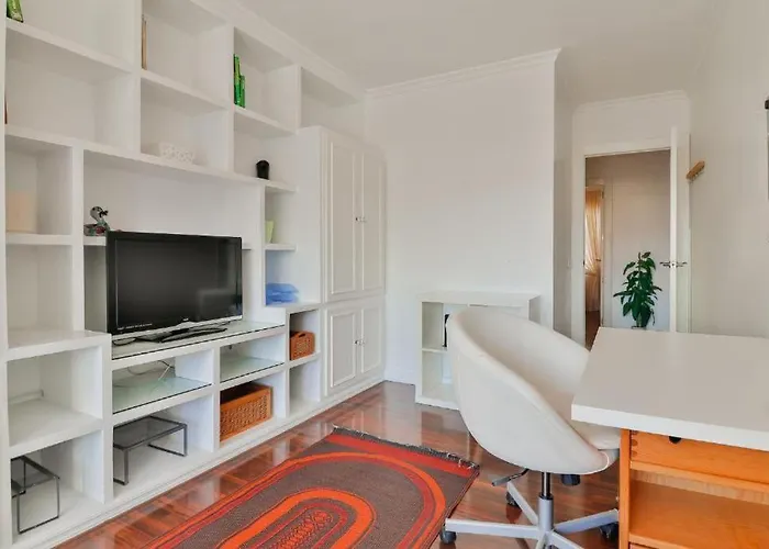 Big Apartment, Close To Train Station Apartmán Màlaga