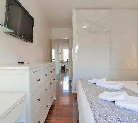 Big Apartment, Close To Train Station